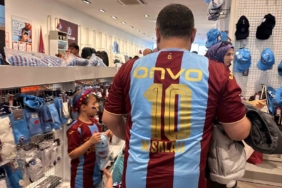Trabzonspor taraftarları Muhammed Salah formalarına akın ediyor