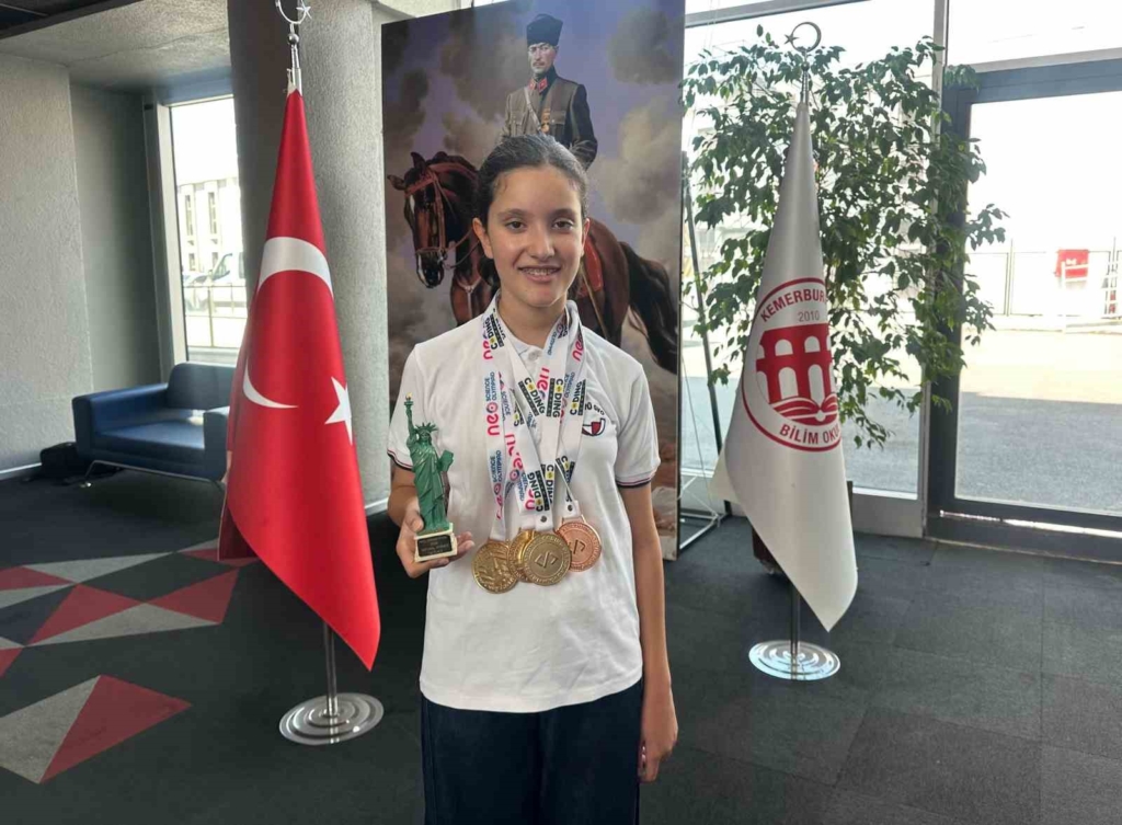 Türk öğrenci Zeynep Neva Çakmak, dünya şampiyonu oldu