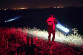 Van Gölü'nde kano devrildi, kaybolan kadın bulundu