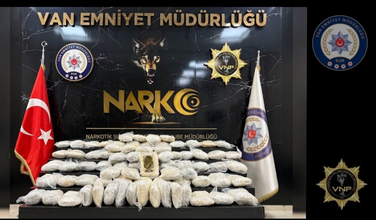 Van'da uyuşturucu operasyonunda 48 kilo esrar yakalandı