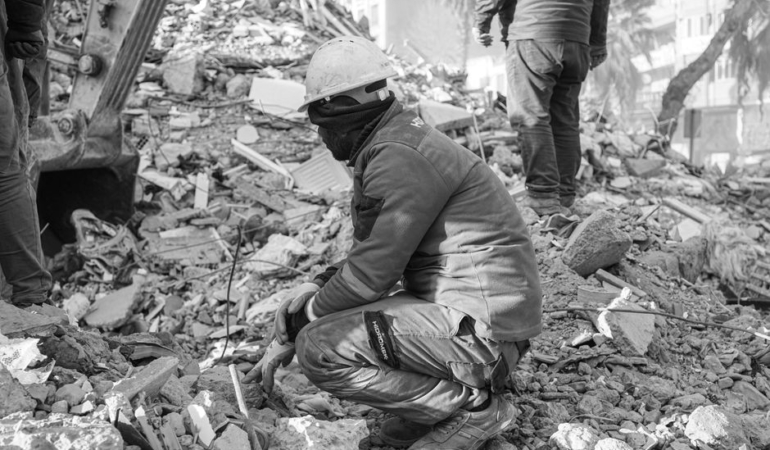 Venezuela'daki depremde can kaybı 6 bin 301'e ulaştı