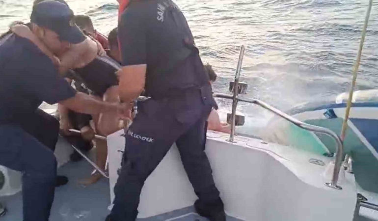 Yalova'da denizde kaybolan baba ve kızı kurtarıldı