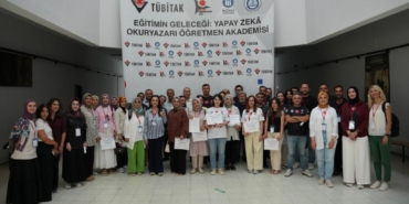 Yapay zeka okuryazarı öğretmen akademisi programı tamamlandı