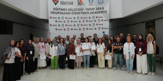 Yapay zeka okuryazarı öğretmen akademisi programı tamamlandı