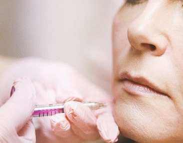 Yaz aylarında aşırı terleme için botoks çözümü