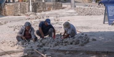 Yenişehir'de 100 bin metrekare parke taşı döşendi