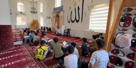 Yüksekova'da Yaz Kur'an Kursları Çocuklara Eğlenceli Eğitim Sunuyor