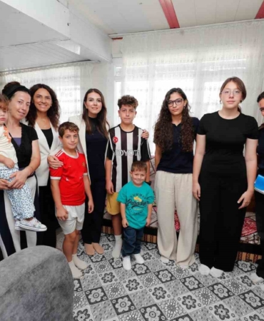 Yüreğimizdeki Işık projesi Hatay'da depremzede çocuklara destek sunuyor