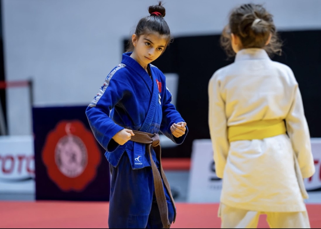 Zehra Sultan Karadağ, Tekirdağ'ı Judo'da Türkiye Üçüncüsü Olarak Temsil Etti