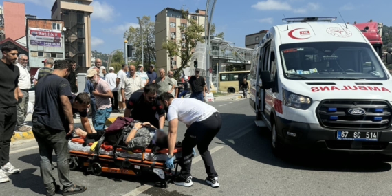 Zonguldak'ta otomobilin çarptığı 68 yaşındaki kadın yaralandı