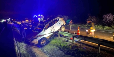2 KİŞİNİN HAYATINI KAYBETTİĞİ FECİ KAZANIN SANIĞI HAKİM KARŞISINDA KAZA SIRASINDA 1,47 PROMİL ALKOLLÜ OLDUĞU BELİRLENEN SANIK FAHRETTİN ERCİVAN: "KEŞKE BENİM CANIMA BİR ŞEY OLSAYDI DA ONLARA BİR ZARAR GELMESEYDİ" DURUŞMADA KAZA ANINI ANLATAN TANIK SAMET Ç.: "BİZİ YAKLAŞIK 150 KİLOMETRE HIZLA GEÇTİ, ARAÇ TAKLA ATTI" DURUŞMA SALONUNDA GİZLİCE FOTOĞRAF ÇEKEN SANIK YAKINI HAKKINDA İŞLEM YAPILDI