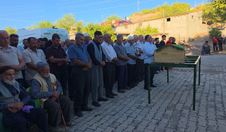 9 GÜNLÜK HAYAT MÜCADELESİNİ KAYBETTİ, ORGANLARIYLA 4 KİŞİYE HAYAT VERDİ
