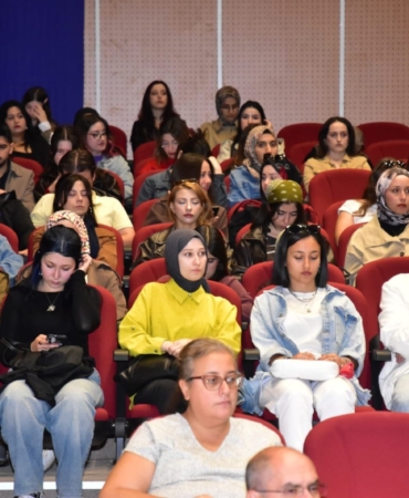 ASHİM'DEN ESOGÜ'DE KADINA YÖNELİK ŞİDDETLE MÜCADELE SEMİNERİ