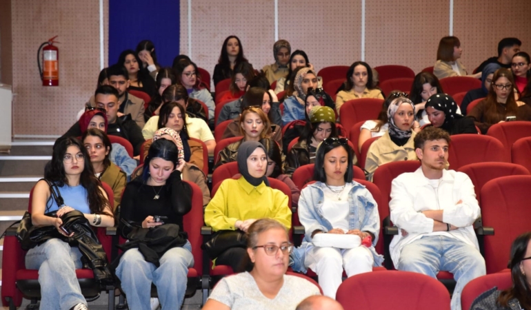 ASHİM'DEN ESOGÜ'DE KADINA YÖNELİK ŞİDDETLE MÜCADELE SEMİNERİ