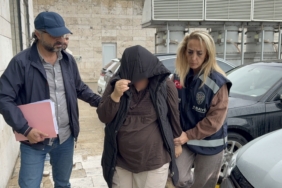 AVM'DEN 20 BİN LİRALIK GİYİM EŞYASI ÇALAN KADIN YAKALANDI