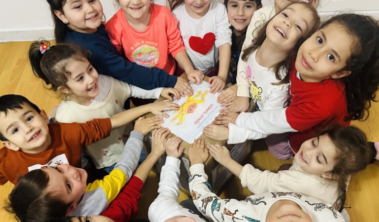 OKULA YENİ BAŞLAYAN ÇOCUKLARDA KAYGIYA DİKKAT