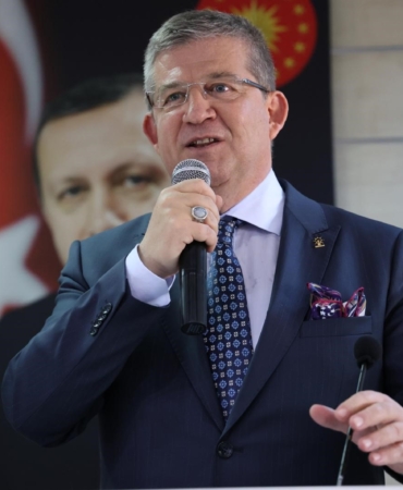 AK PARTİ İL BAŞKANI SUBAŞIOĞLU; "VATANDAŞIN İŞİNİ ZORLAŞTIRMAYIN, KOLAYLAŞTIRIN"