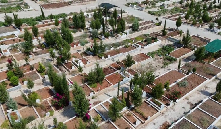 ADANA'DA MEZAR YERİ ÜCRETİNE YÜZDE 100 ZAM YAPILDI 3,5 METREKARELİK MEZAR 24 BİN 500 TL'DEN 49 BİN TL'YE YÜKSELDİ