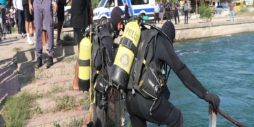 ADANA'DA SULAMA KANALINDA KAYBOLAN KİŞİ ARANIYOR