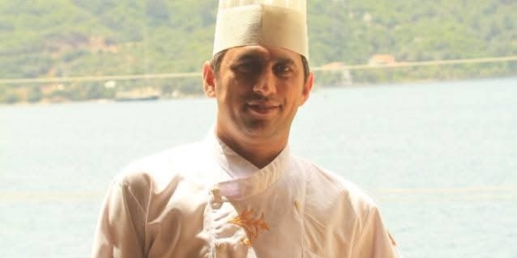 AİLESİNE SÜRPRİZ YAPMAK İÇİN ÇIKTIĞI YOLDA GEMİNİN BATMASIYLA KAYBOLDU