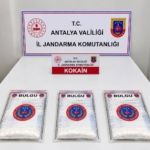 AKSU'DA 2 KİLO 750 GRAM KOKAİN ELE GEÇİRİLDİ
