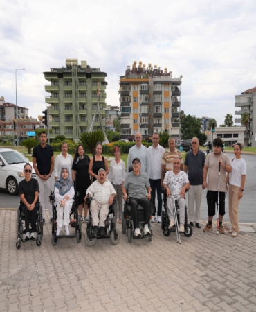 ALANYA ÇEVREYOLU'NDA ENGELSİZ YAYA DÖNEMİ: 310 NOKTADAKİ ERİŞİM ENGELİ KALDIRILDI