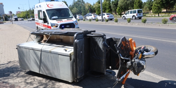 AMBULANSA YOL VERMEK İSTERKEN KAZAYA NEDEN OLDU