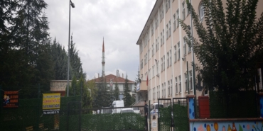 ANKARA'DA BOŞANMA AŞAMASINDAKİ EŞİ TARAFINDAN BIÇAKLANAN KADIN HAYATINI KAYBETTİ