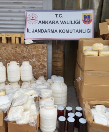 ANKARA'DA SAHTE GIDA OPERASYONU: 838 KİLOGRAM SÜT VE SÜT ÜRÜNÜ ELE GEÇİRİLDİ