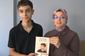 ANNE VE OĞLUNUN YILLAR SÜREN KANSER MÜCADELESİ ŞİİRLERLE BULUŞTU: "KENDİMİ YAZARAK İYİLEŞTİRDİĞİMİ FARK ETTİM"