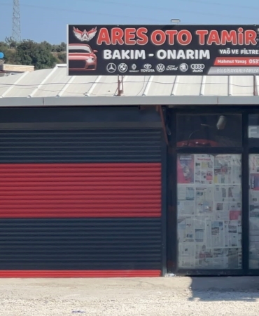 ARACIN MOTOR KISMINDA YAŞANAN PATLAMA SONRASI BAŞINA PARÇA İSABET EDEN 13 YAŞINDAKİ ÇIRAK HAYATINI KAYBETTİ