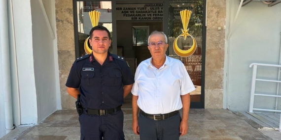 BAŞKAN ARSLAN'DAN İLÇE JANDARMA KOMUTANI ARSLAN'A HAYIRLI OLSUN ZİYARETİ