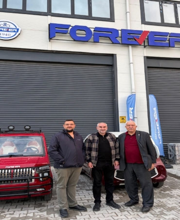 BASKAN BEŞER ELEKTRİKLİ ARAÇ TESİSİNİ GEZDİ