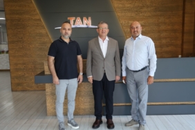 BAŞKAN SUBAŞIOĞLUN'DAN TEKSTİLİN ÖNEMLİ İSMİNE ZİYARET