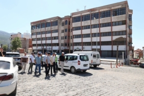 BAŞKAN TATIK, TAVAS'TA YÜRÜTÜLEN ÇALIŞMALARI SAHADA İNCELEDİ