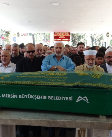 BELÇİKA'DA POLİS TARAFINDAN VURULDUĞU ÖNE SÜRÜLEN 4 ÇOCUK BABASI MERSİN'DE DEFNEDİLDİ HALİT ALTUN'UN AĞABEYİ MEHMET ALTUN: "ÇOCUKLARIN GÖZÜ ÖNÜNDE ÖLDÜRDÜ"