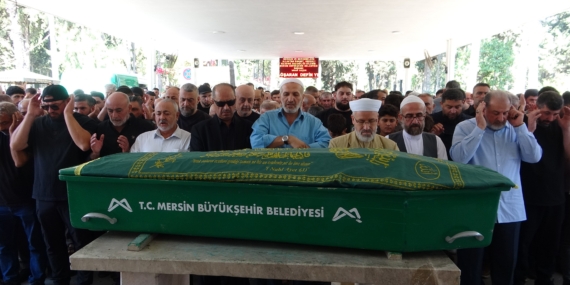 BELÇİKA'DA POLİS TARAFINDAN VURULDUĞU ÖNE SÜRÜLEN 4 ÇOCUK BABASI MERSİN'DE DEFNEDİLDİ HALİT ALTUN'UN AĞABEYİ MEHMET ALTUN: "ÇOCUKLARIN GÖZÜ ÖNÜNDE ÖLDÜRDÜ"
