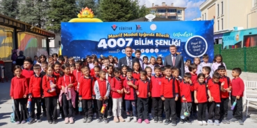 BİLECİK'TE 9 BİN 645 KİŞİLİK BİLİM ŞENLİĞİ