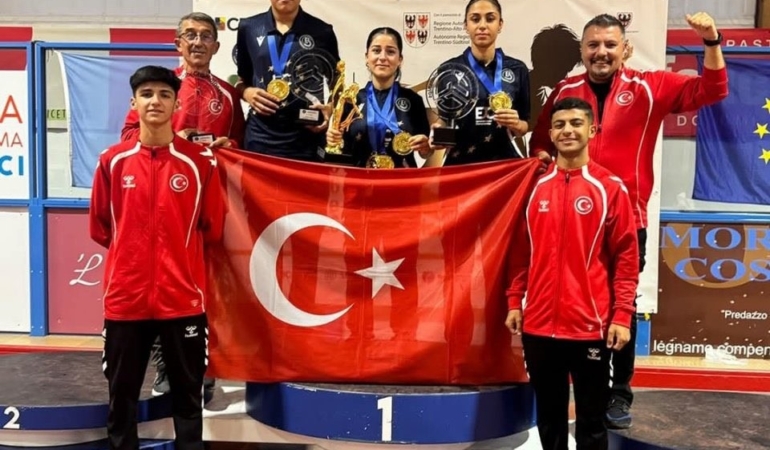 BİNGÖLLÜ ÖĞRENCİ AVRUPA'DAN ALTIN MADALYA İLE DÖNDÜ