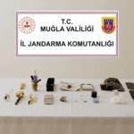 BODRUM'DA 1'İ ESKİ AVUKAT, 3 KİŞİ TUTUKLANDI