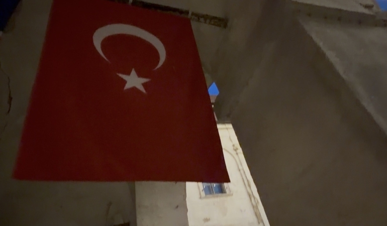 BODRUM'DAN POLONYA'YA UZANAN TÜRK GURURU: TÜRK BAYRAĞI ŞATODA ÖMÜR BOYU DALGALANACAK
