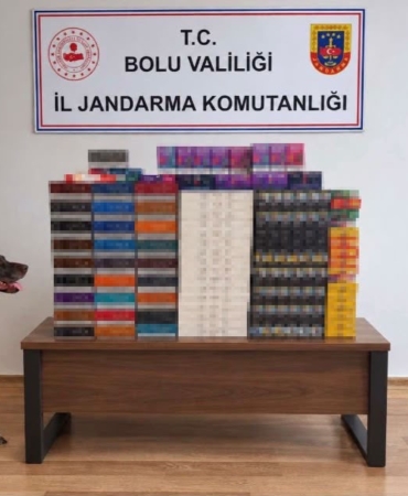 BOLU'DA YOLCU OTOBÜSLERİNDE KAÇAK TÜTÜN OPERASYONU: PİYASA DEĞERİ 760 BİN TL