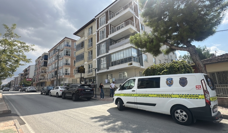 BURDUR'DA BOYA YAPARKEN HAYATINI KAYBETTİ