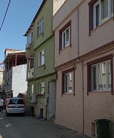 BURSA'DA YAŞLI KARI KOCA EVLERİNDE ÖLÜ BULUNDU
