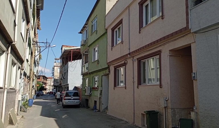 BURSA'DA YAŞLI KARI KOCA EVLERİNDE ÖLÜ BULUNDU