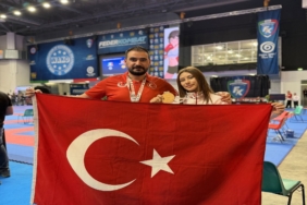 BURSALI MİLLİ SPORCU ASLI SALIM, İTALYA'DA DÜNYA ÜÇÜNCÜSÜ OLDU