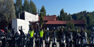 ÇAYCUMA'DA MOTOSİKLET SÜRÜCÜLERİNE YOL GÜVENLİĞİ EĞİTİMİ