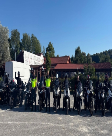 ÇAYCUMA'DA MOTOSİKLET SÜRÜCÜLERİNE YOL GÜVENLİĞİ EĞİTİMİ