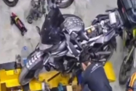 ÇIRAĞININ ÇALIŞKANLIĞINI KARŞILIKSIZ BIRAKMADI, TAKSİTLE ALDIĞI MOTOSİKLETİ HEDİYE ETTİ GECE 01.30'A KADAR ÇIRAĞINI ÇALIŞIRKEN GÖRDÜ, MOTOSİKLET HEDİYE ETTİ USTASINDAN ÇIRAĞINA SÜRPRİZİ: "HAK EDİYORSUN SEN, AFERİN SANA, HELAL OLSUN"