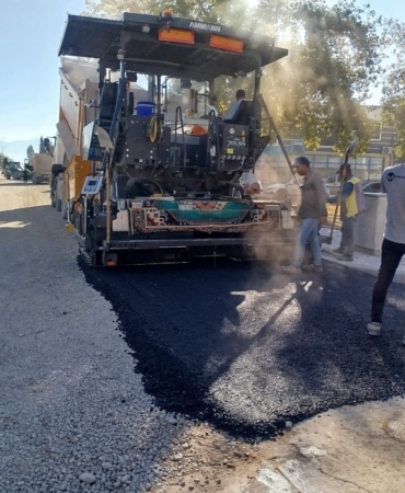 ÇİVRİL'DE 20 YILLIK BEKLEYİŞİN ARDINDAN YOL HİZMETE AÇILDI ÇİVRİL'DE 20 YILLIK YOL HASRETİ SONA ERDİ: VATANDAŞLARDAN TEŞEKKÜR